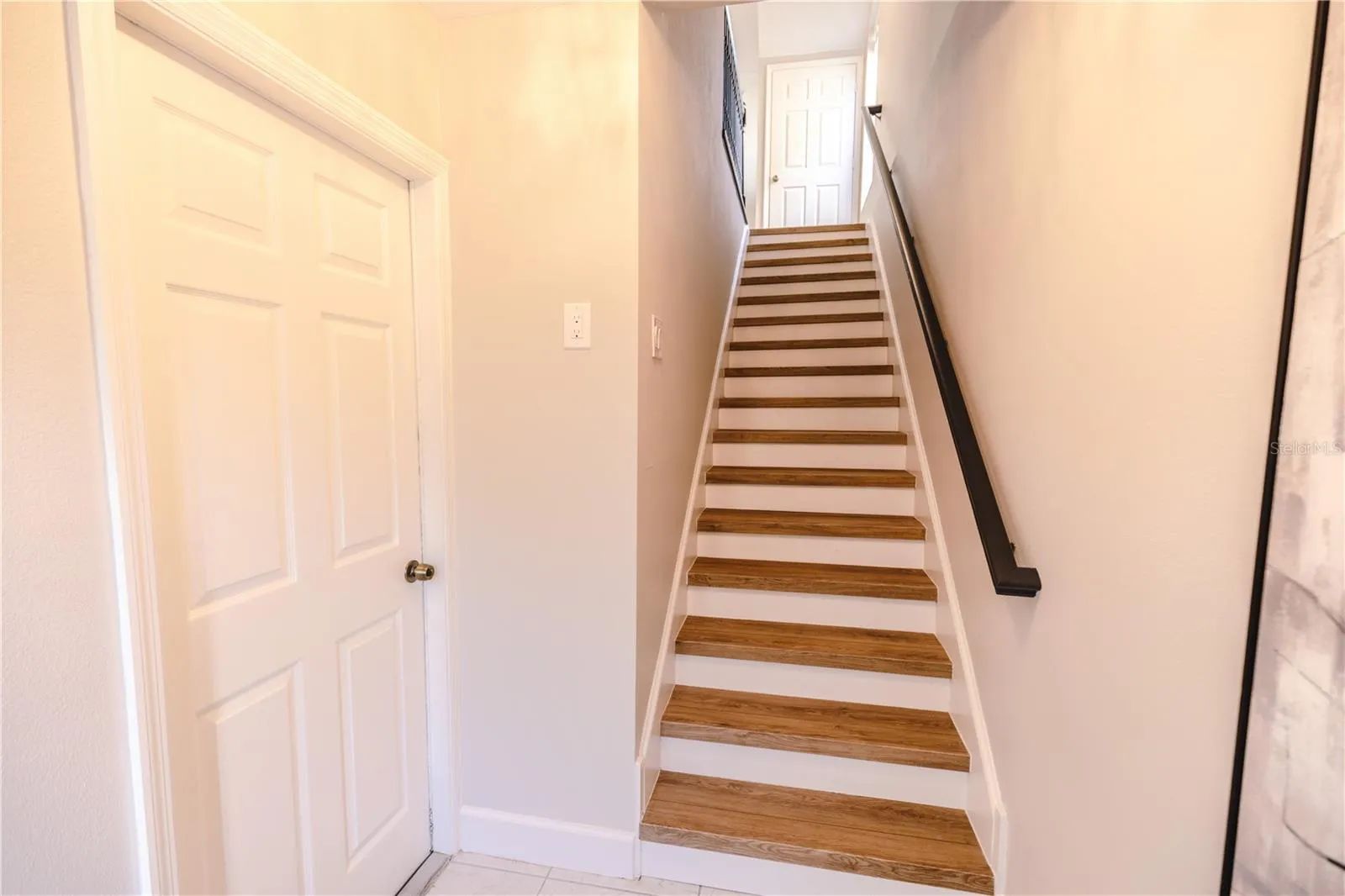 Spacious entry- direct garage access
