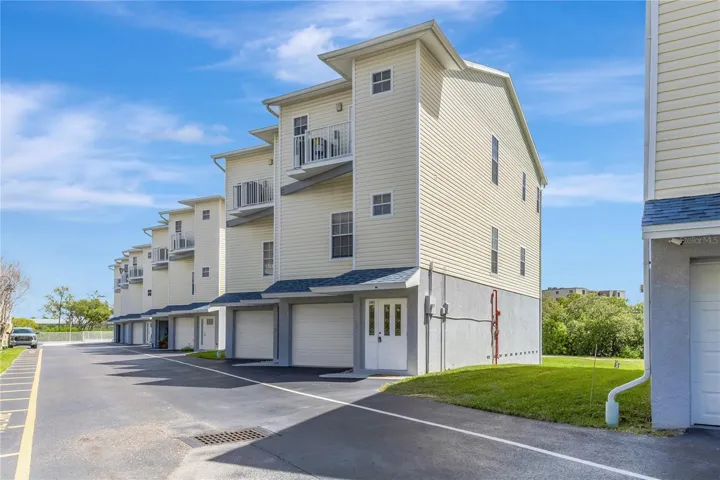Front of townhome