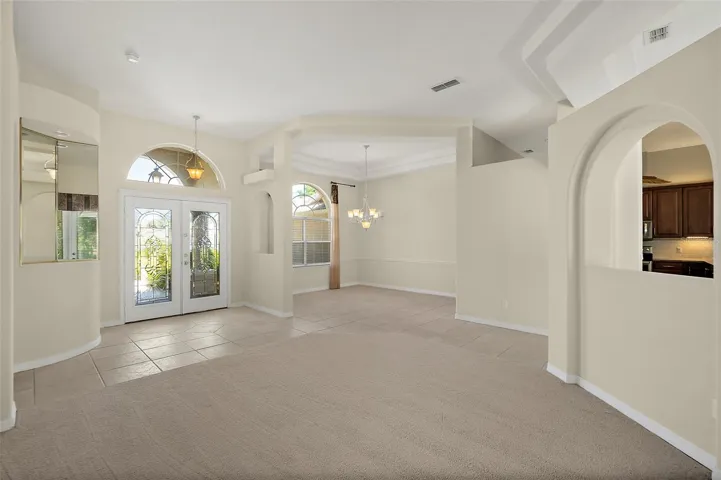 Unfurnished with new carpet