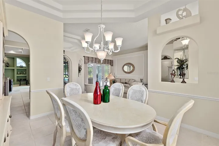 Very spacious dining area