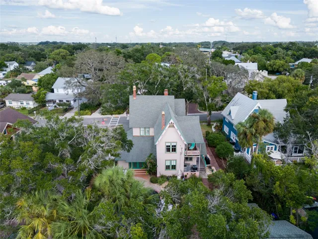 Arial view proximity to Downtown Tarpon Springs
