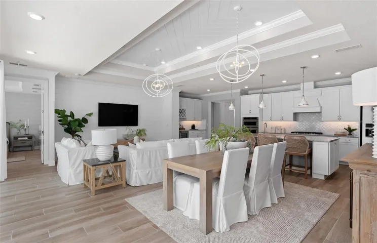 Actual home photo. Colors, finishes, textures and options may appear differently in person due to variations in monitors and viewing devices.