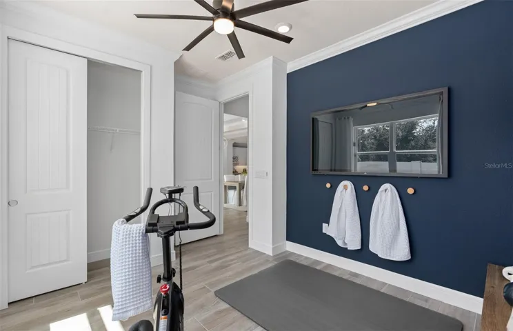 Actual home photo. Colors, finishes, textures and options may appear differently in person due to variations in monitors and viewing devices.