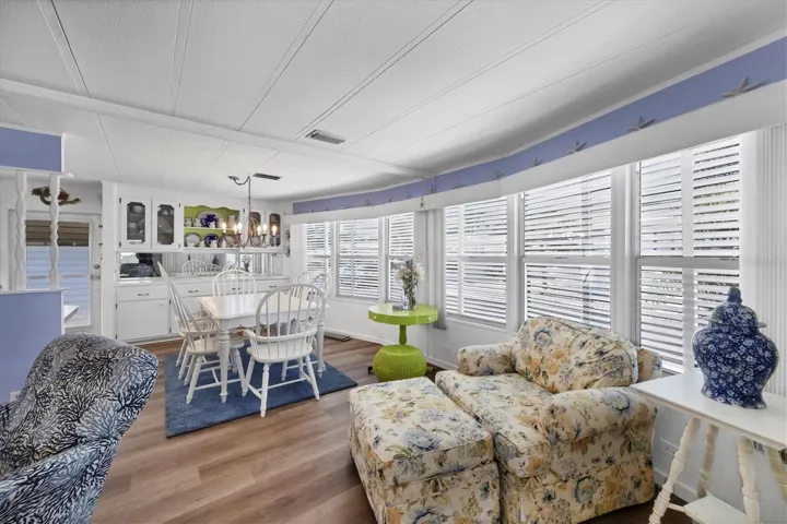 Bright & Airy view of D/R from L/R.