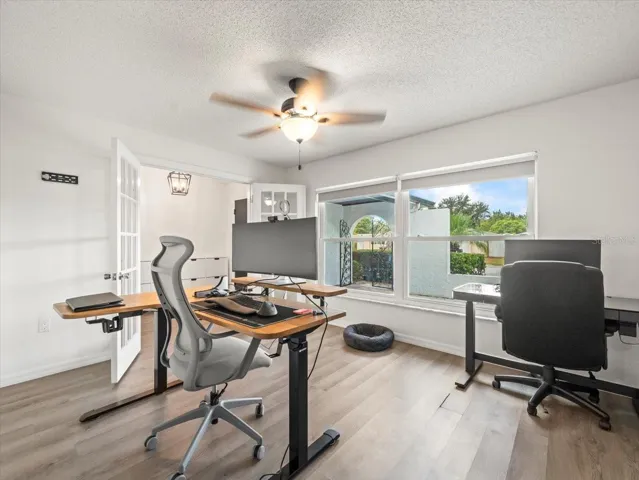 Living/Office