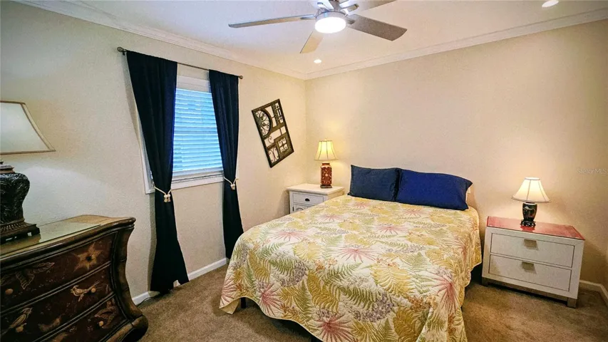3rd bedroom-queen