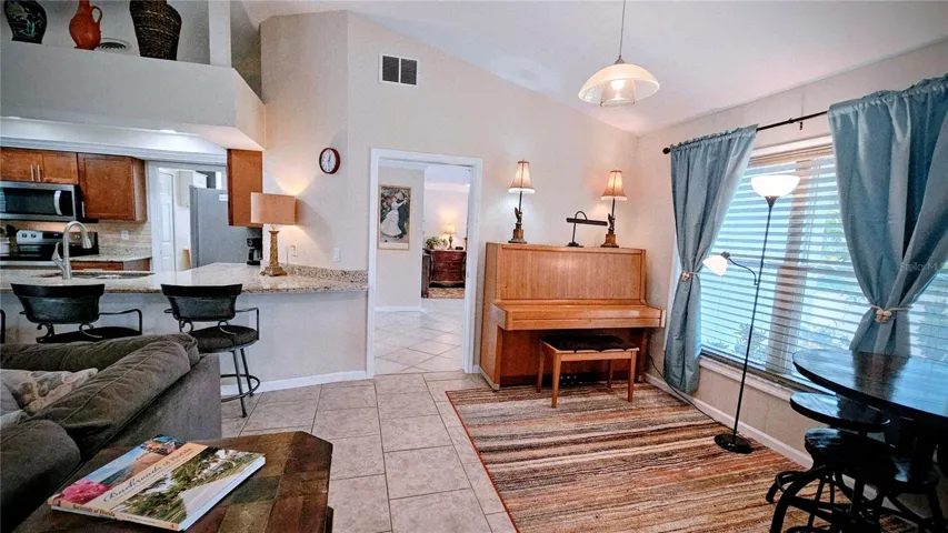 Living room-piano room