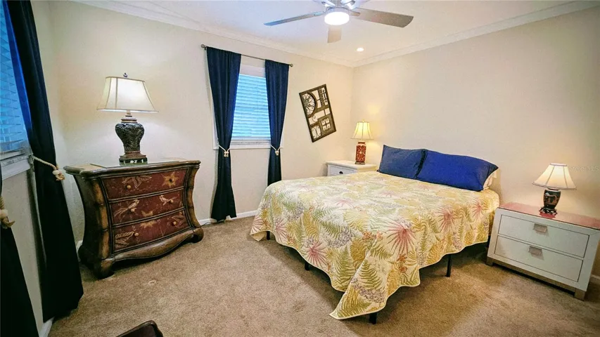 3rd bedroom-queen