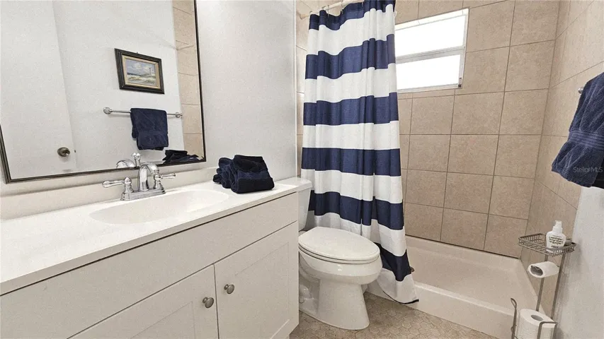 Guest bath-walk in shower