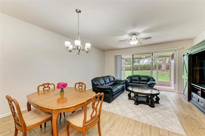Dining/Family Room Combo