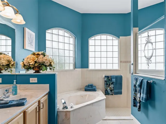 Soaking tub and double vanity sinks