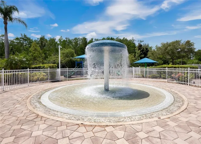 Community splash pad