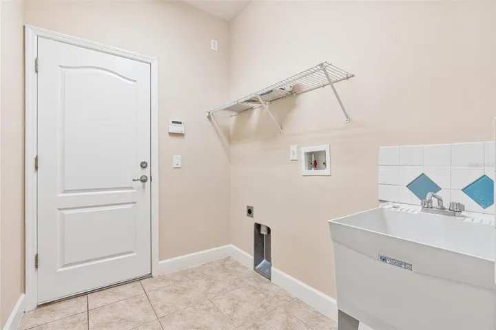 1st floor utility room