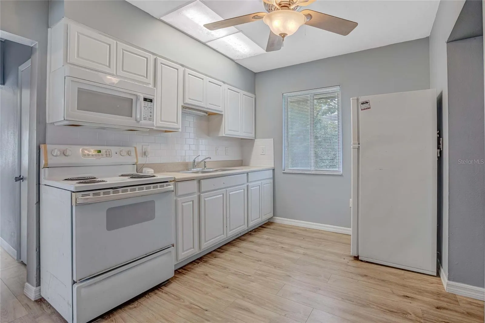 Kitchen unit 1