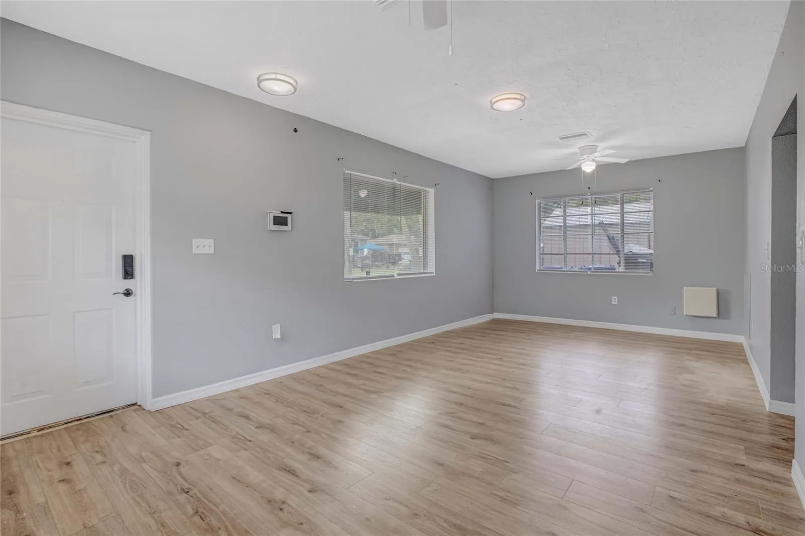 Living room unit 1