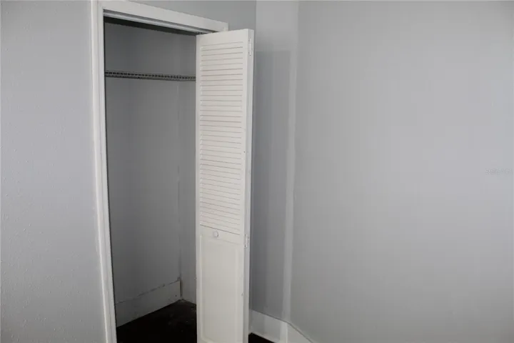 1st fl closet