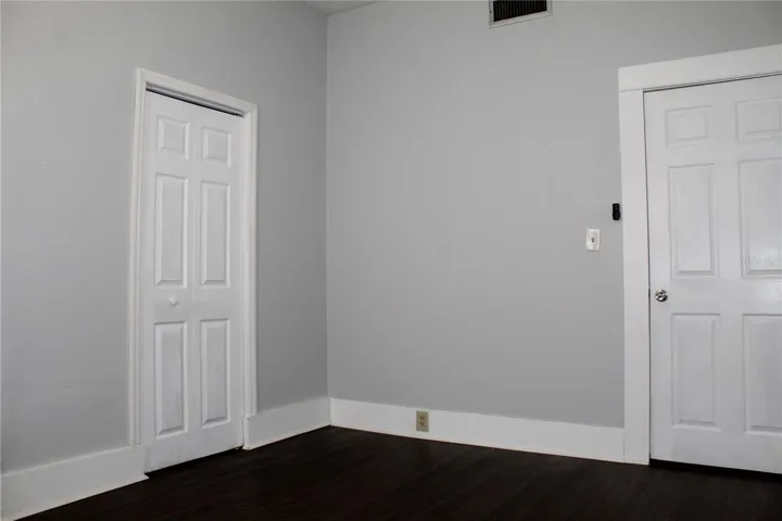 1st fl Bedroom 2 entrance
