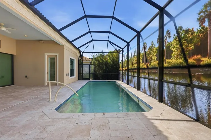 Private Alcove Saltwater Pool