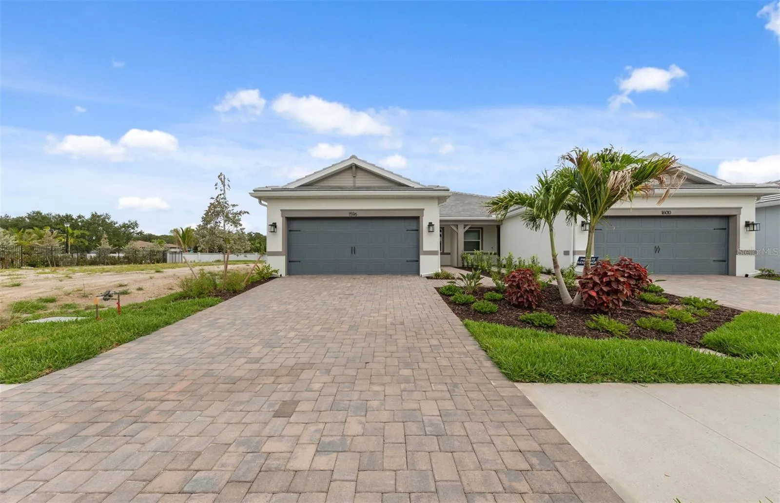 AVALIABLE NOW!!!!!!!!Ellenwood exterior.