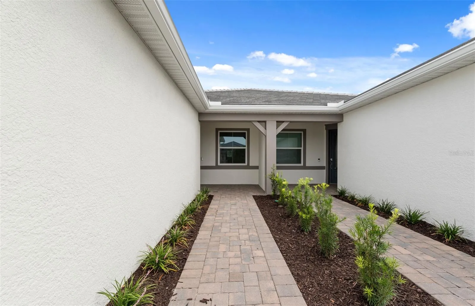 AVALIABLE NOW!!!!!!!!Ellenwood exterior.