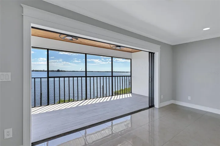 Gorgeous views of the Manatee River from your Private Balcony