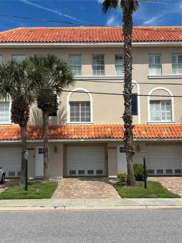 Front Entrance. Elevator goes from ground to rooftop.