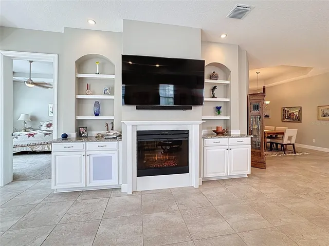 built ins w/ Fireplace