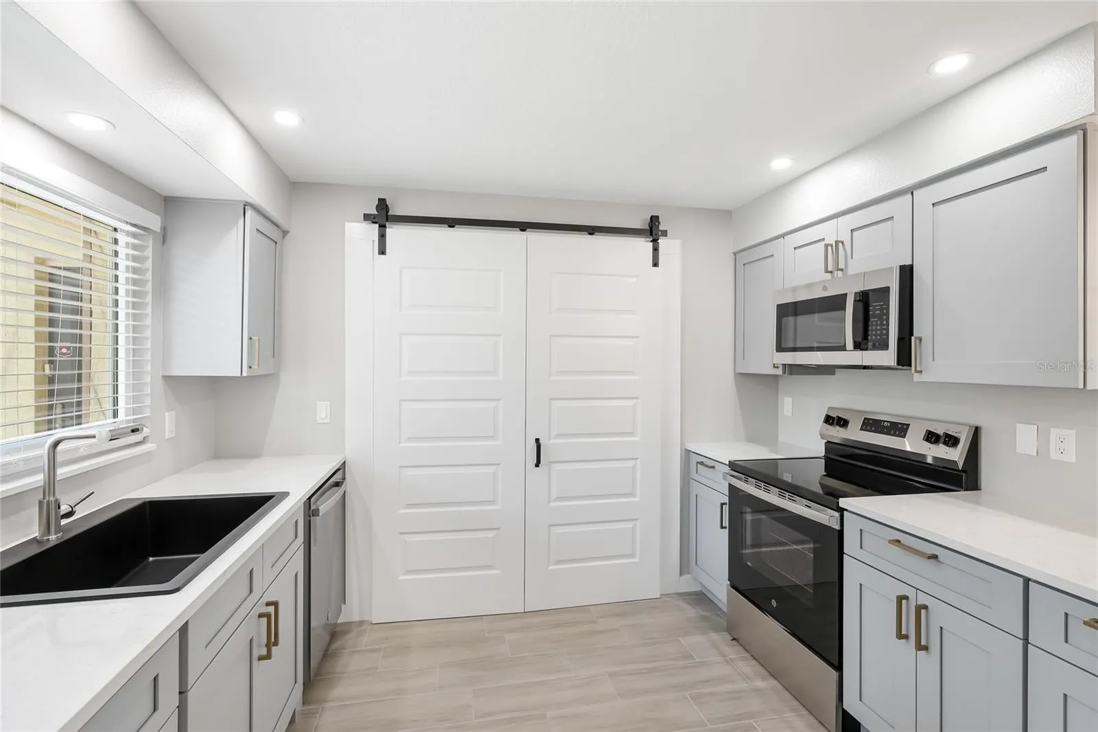 Washer &amp; dryer beyond doors