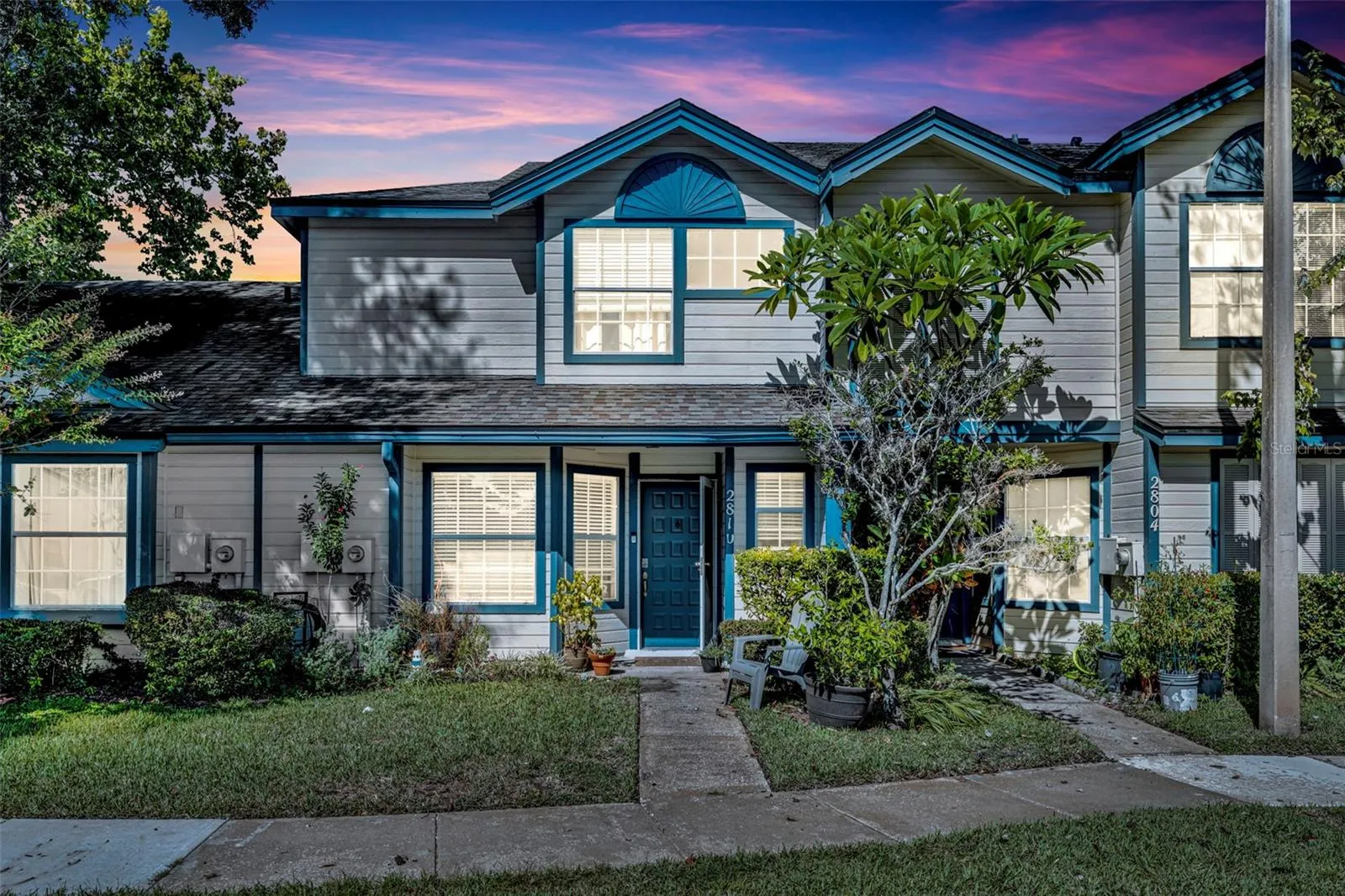 Welcome to your new home @ 2810 Cornerstone Ct Apopka 32703
