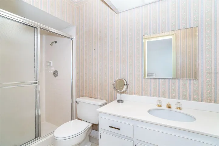Ensuite bath