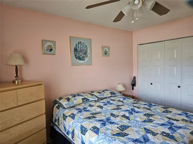 Guest bedroom