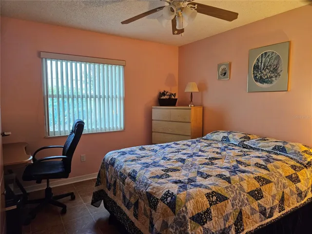 Guest bedroom