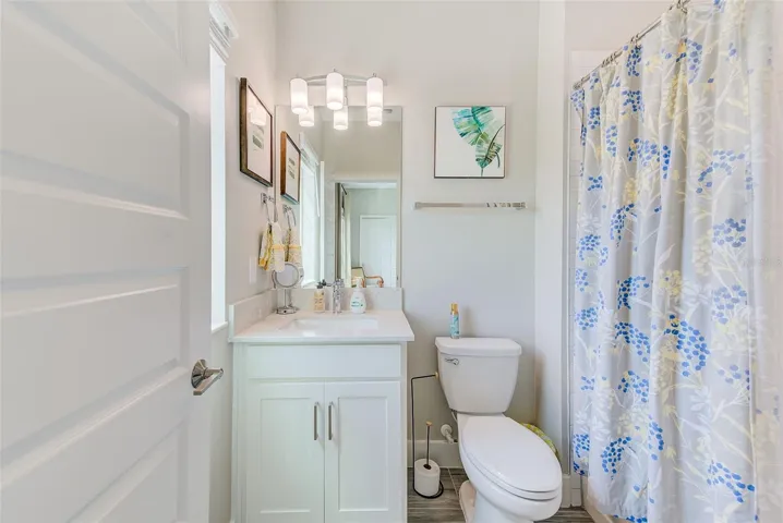 Bedroom 3's Ensuite Bathroom