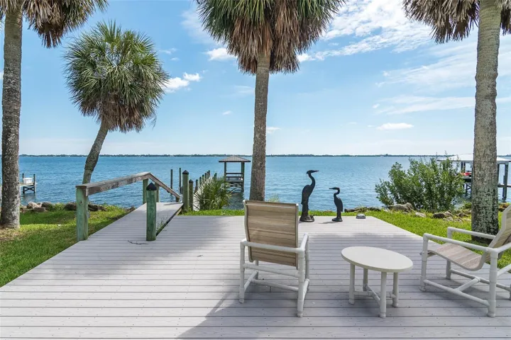 Absolutely amazing location 5 min to the beach!