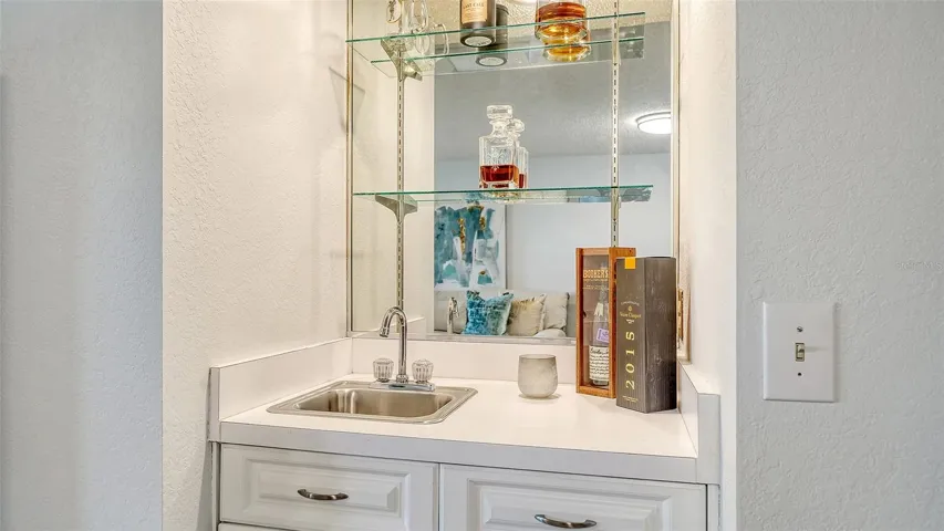 Wet Bar Area