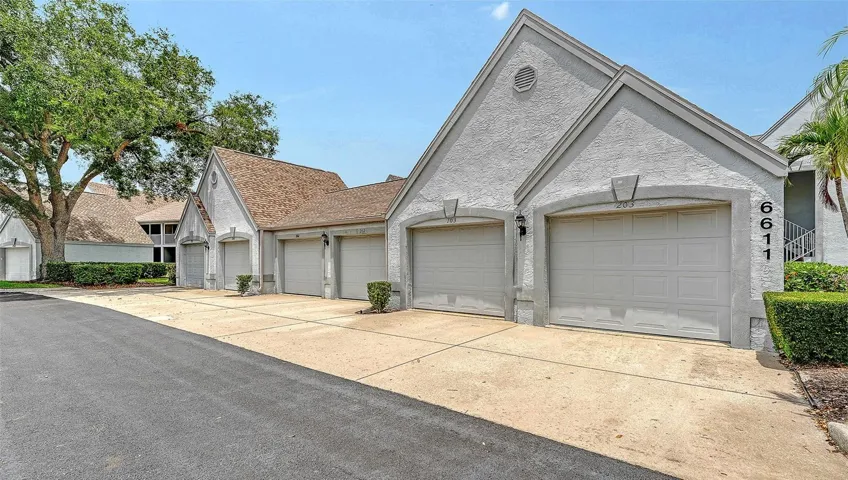 One car garage