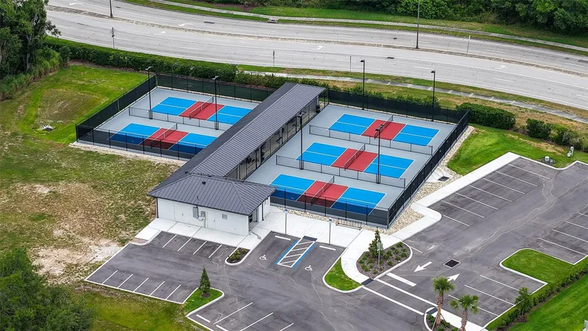 Brand New Pickleball Courts within walking distance