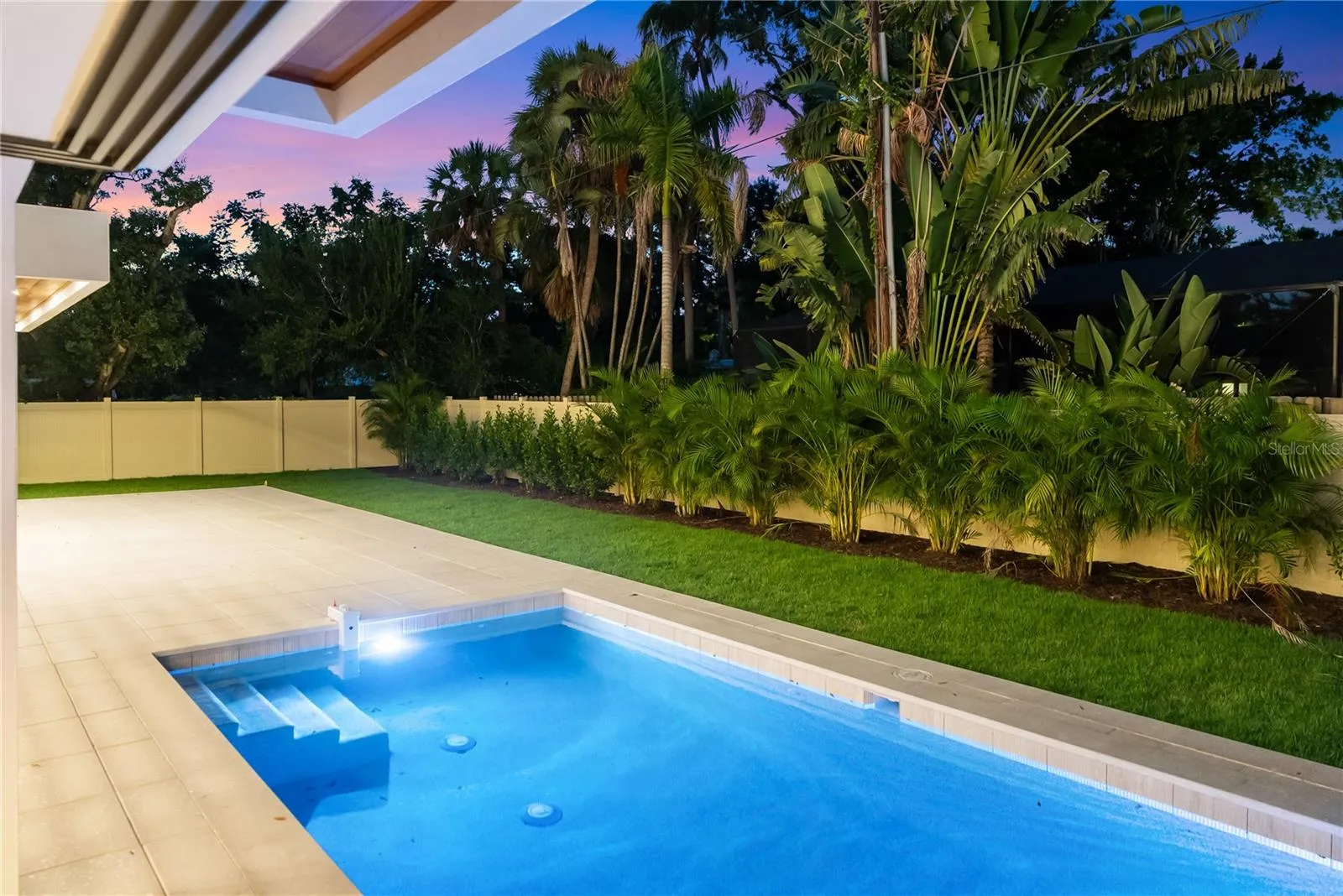 Pool &amp; Spa