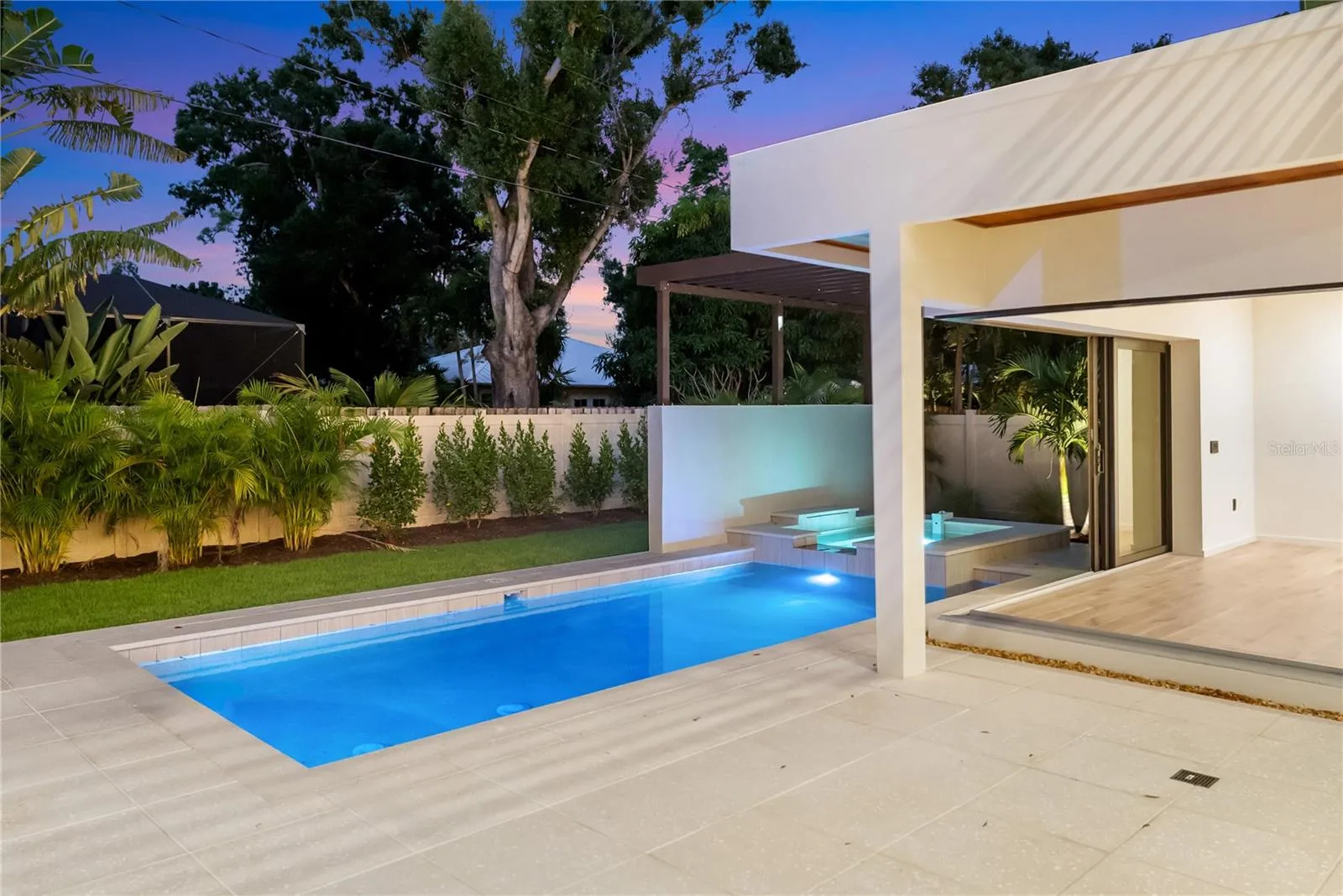 Pool &amp; spa