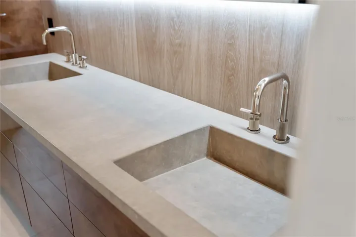 1st Floor Primary Bath