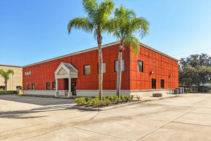 Welcome to your new office: 201 Specialty Point