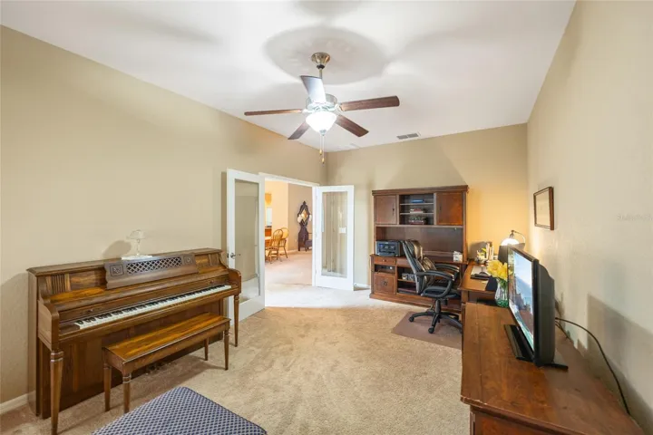 LIVING ROOM/OFFICE