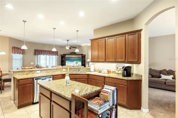 KITCHEN
