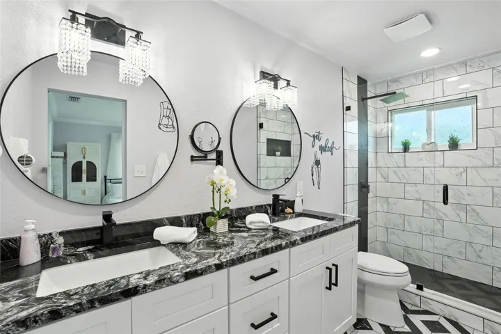 Primary Bathroom!