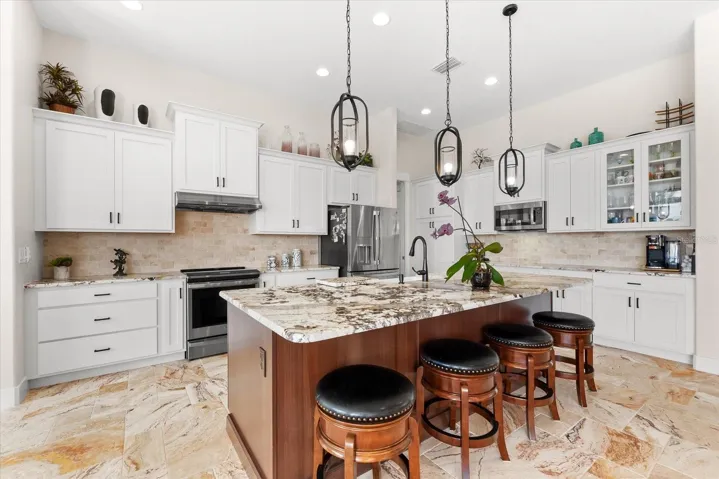 Level 7 Granite Counters