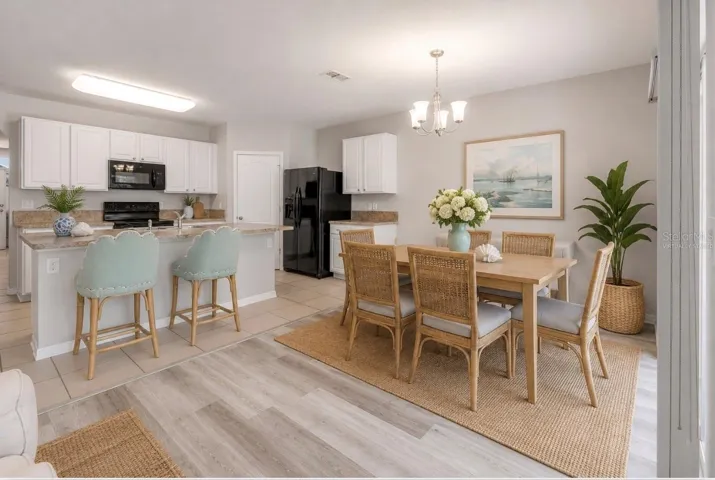Virtually Staged dining/kitchen