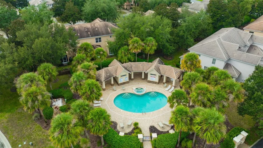 Brentwood Townhomes Pool