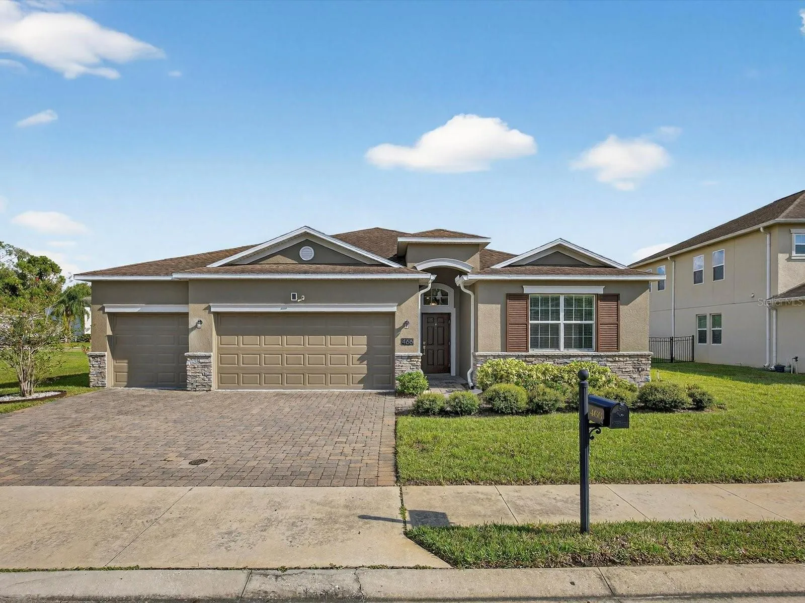 Welcome to 466 Brunswick Drive!