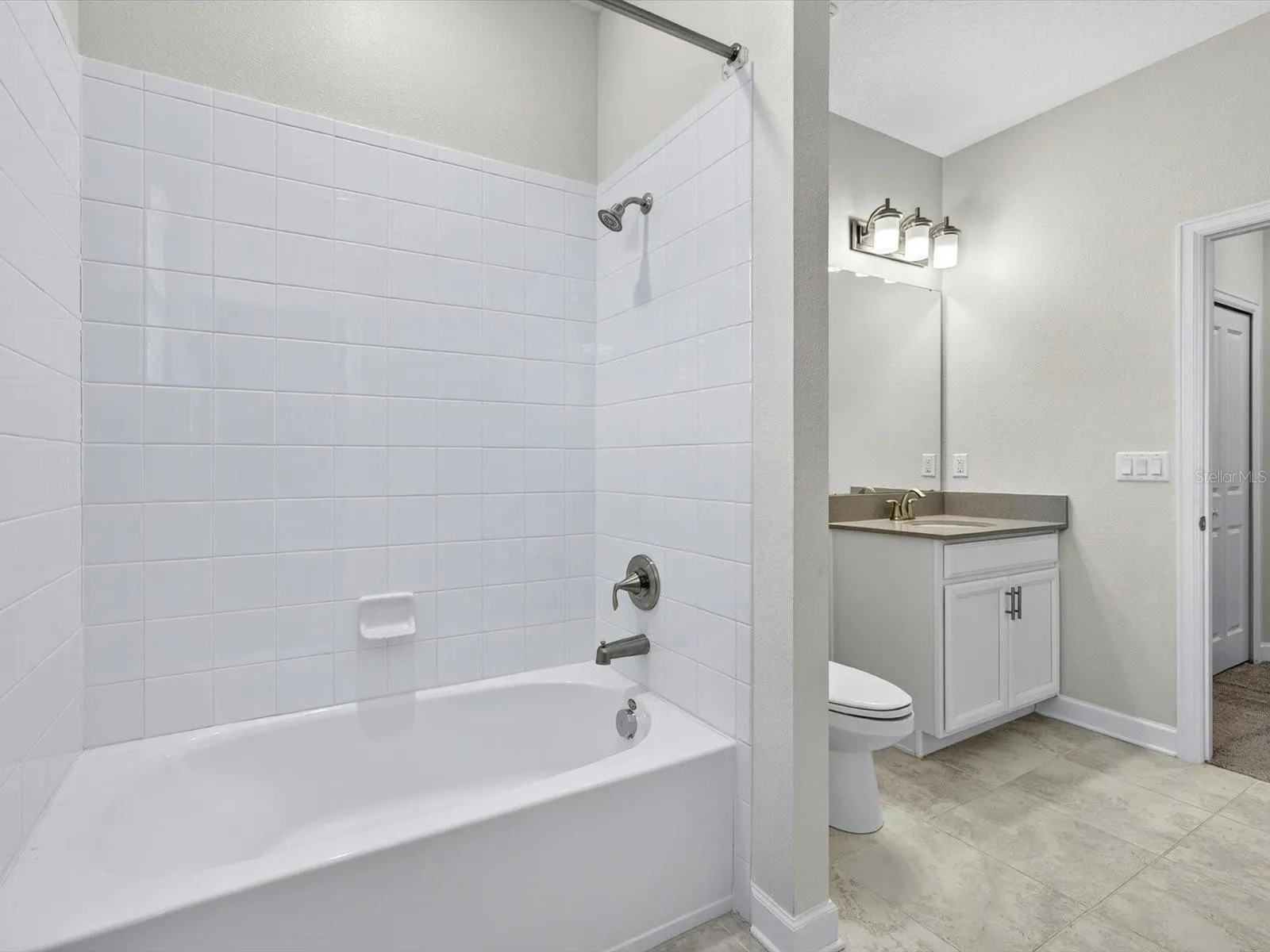 2nd Primary bathroom