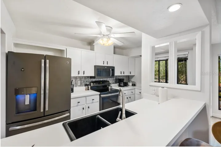 Open kitchen